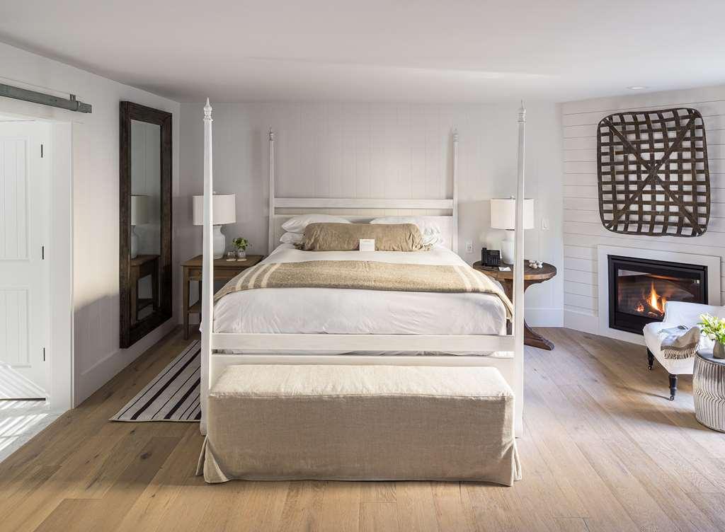 Farmhouse Inn Forestville Phòng bức ảnh