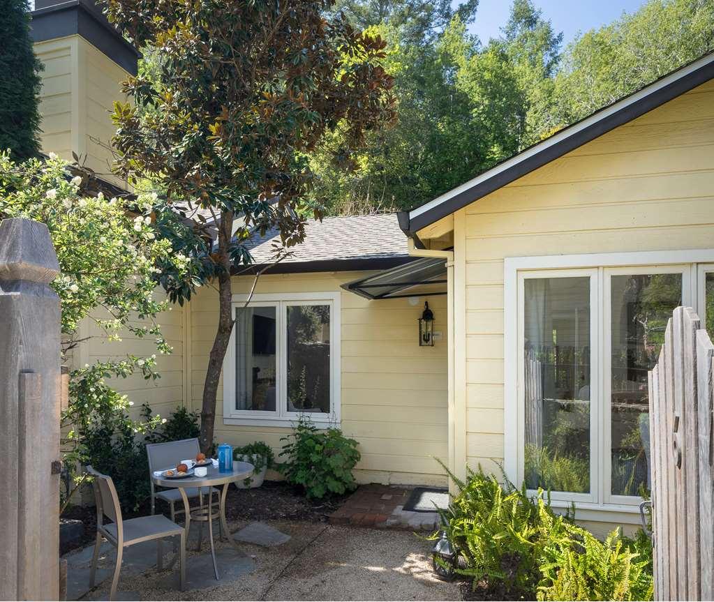 Farmhouse Inn Forestville Phòng bức ảnh