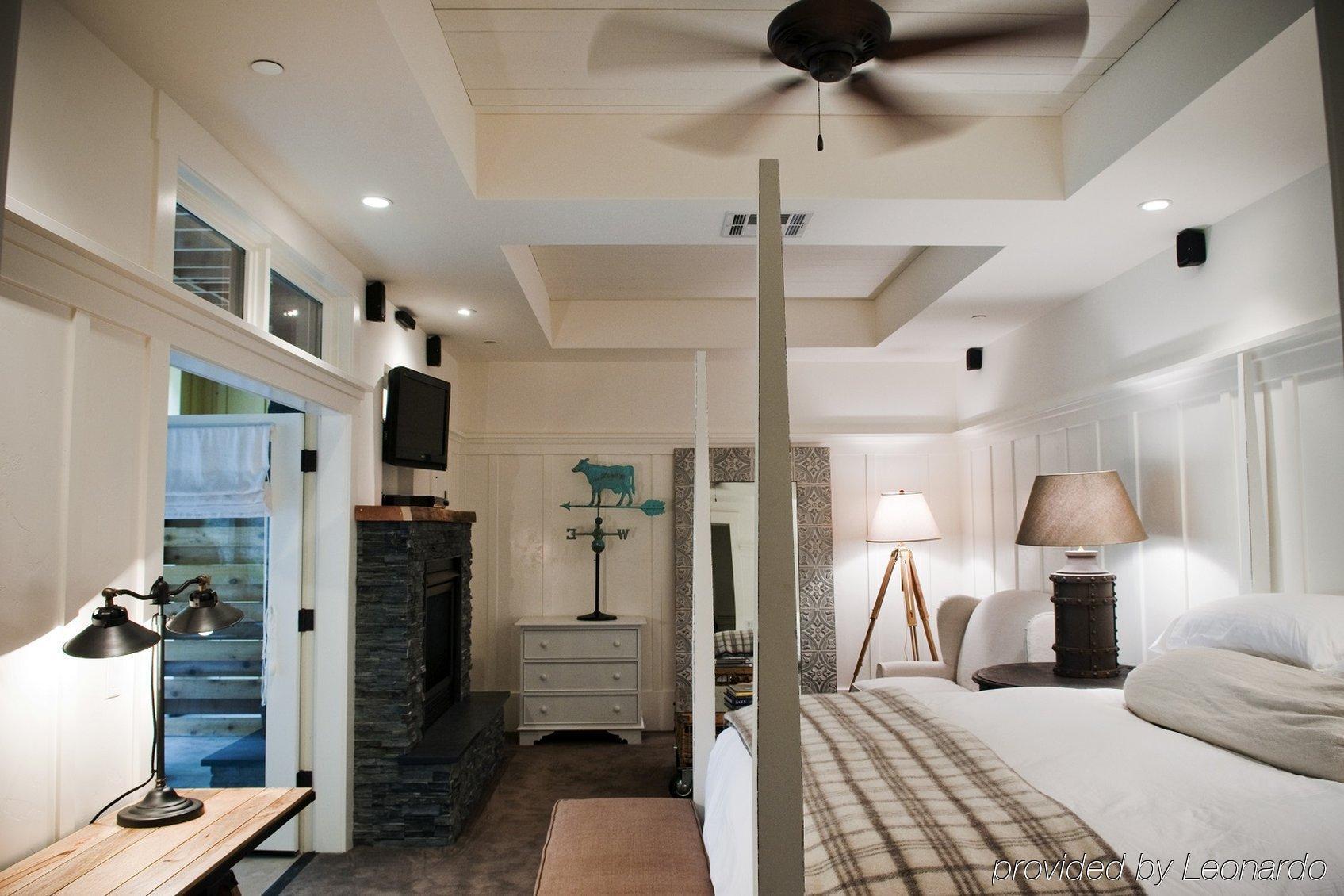 Farmhouse Inn Forestville Ngoại thất bức ảnh